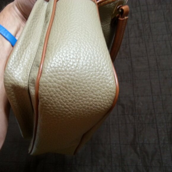 Vintage Dooney & Bourke Leather  Handbag Purse Messenger  Light Brown & Brown - Picture 9 of 16